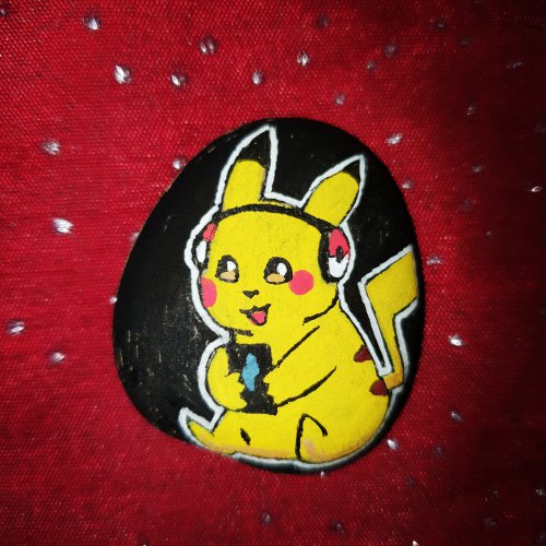 Pikachu coute de la musique